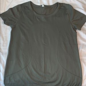 Lululemon athletic top